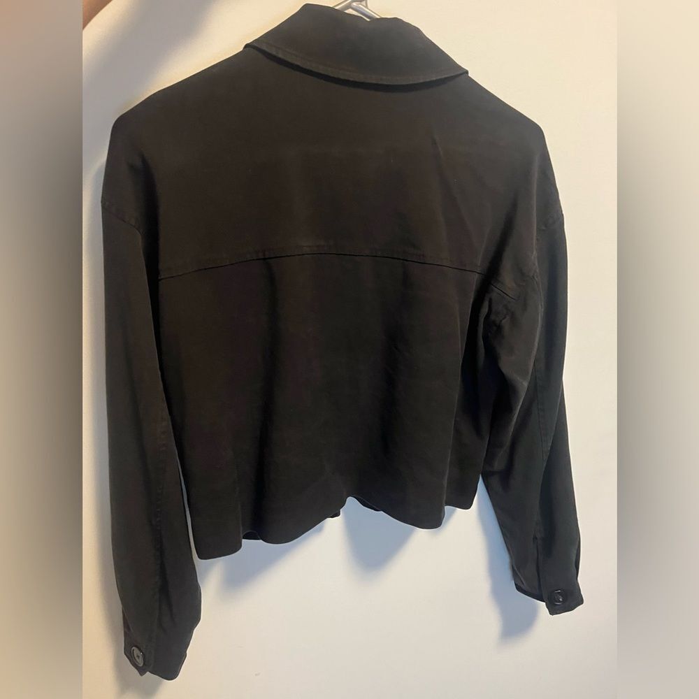Reitmans Buttoned Crop Twill Shacket (Size 6) - Picture 2 of 3